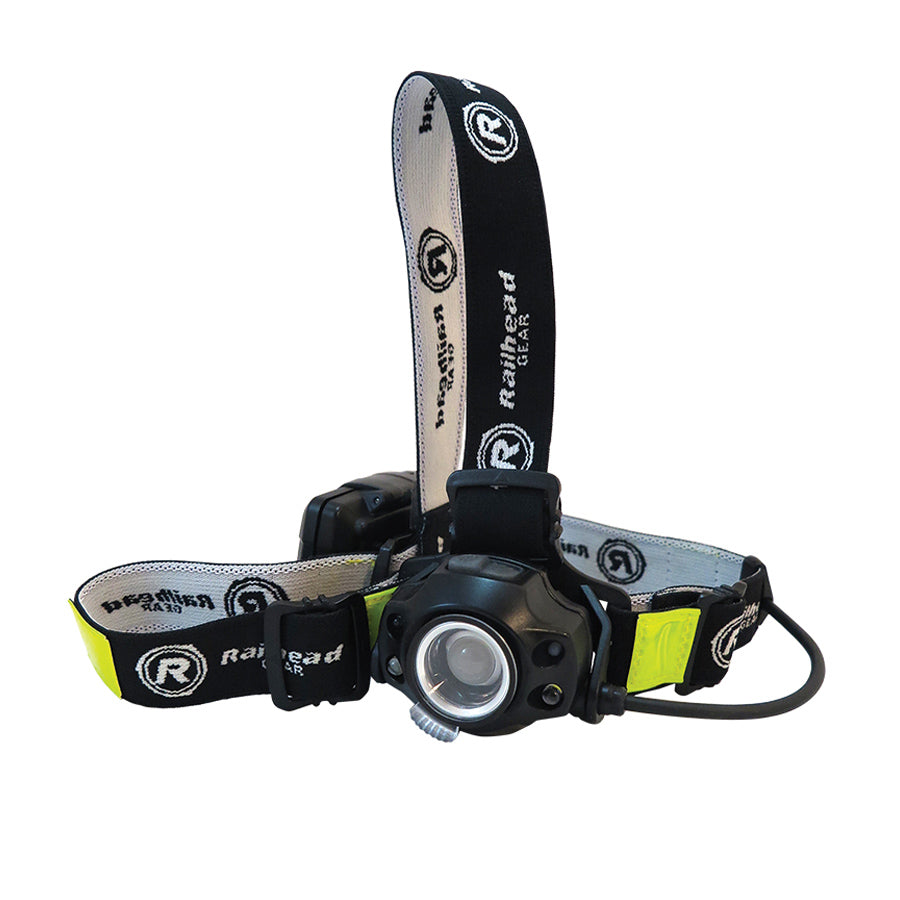 450 LUMENS HANDS-FREE, MOTION ACTIVATED HEADLAMP WITH FOCUS