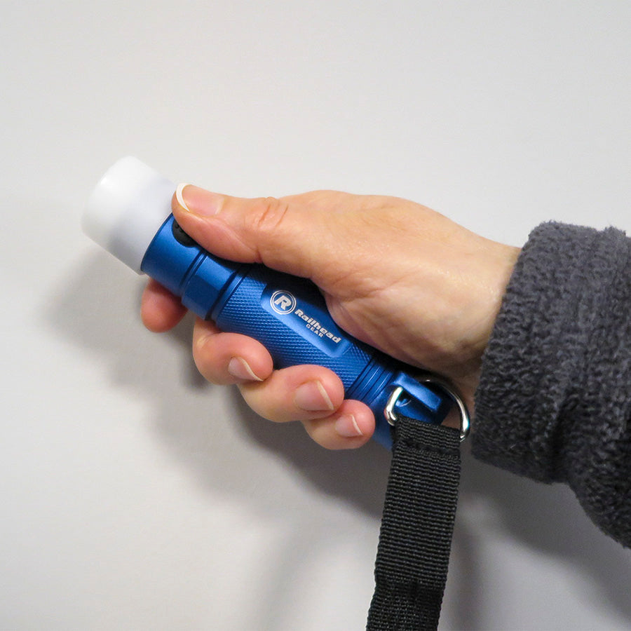 Pocket LED blue light with magnet and strap 3 AAA batteries not